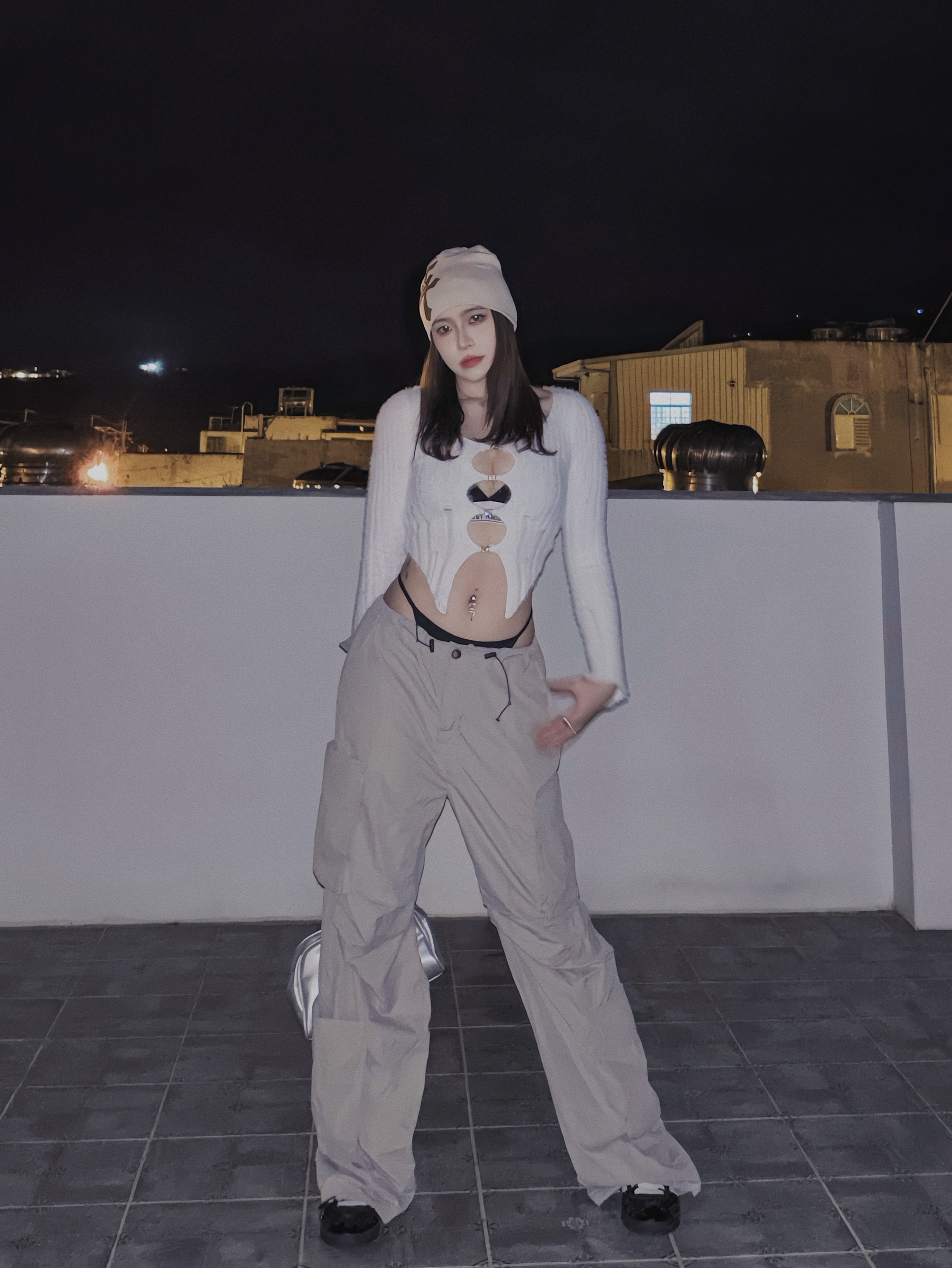 B56FE0E2-6A45-4E82-AF76-2FAD05D4E745