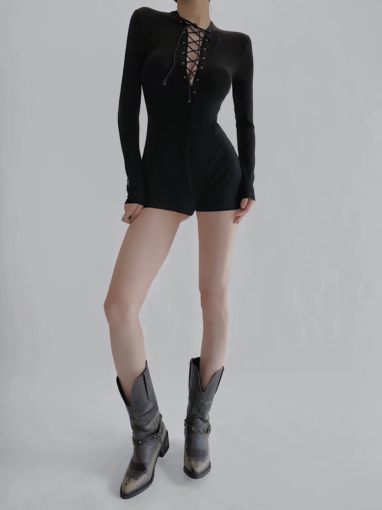 AADDBBC4-FDB5-4130-A916-ED1E1F6D53DA