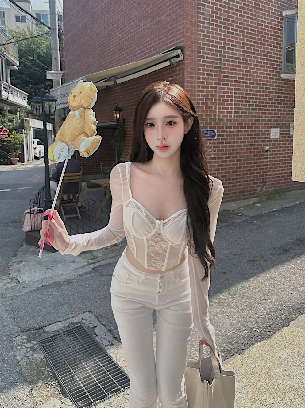 2F56E228-47CC-46AF-A083-7AE994E175B3