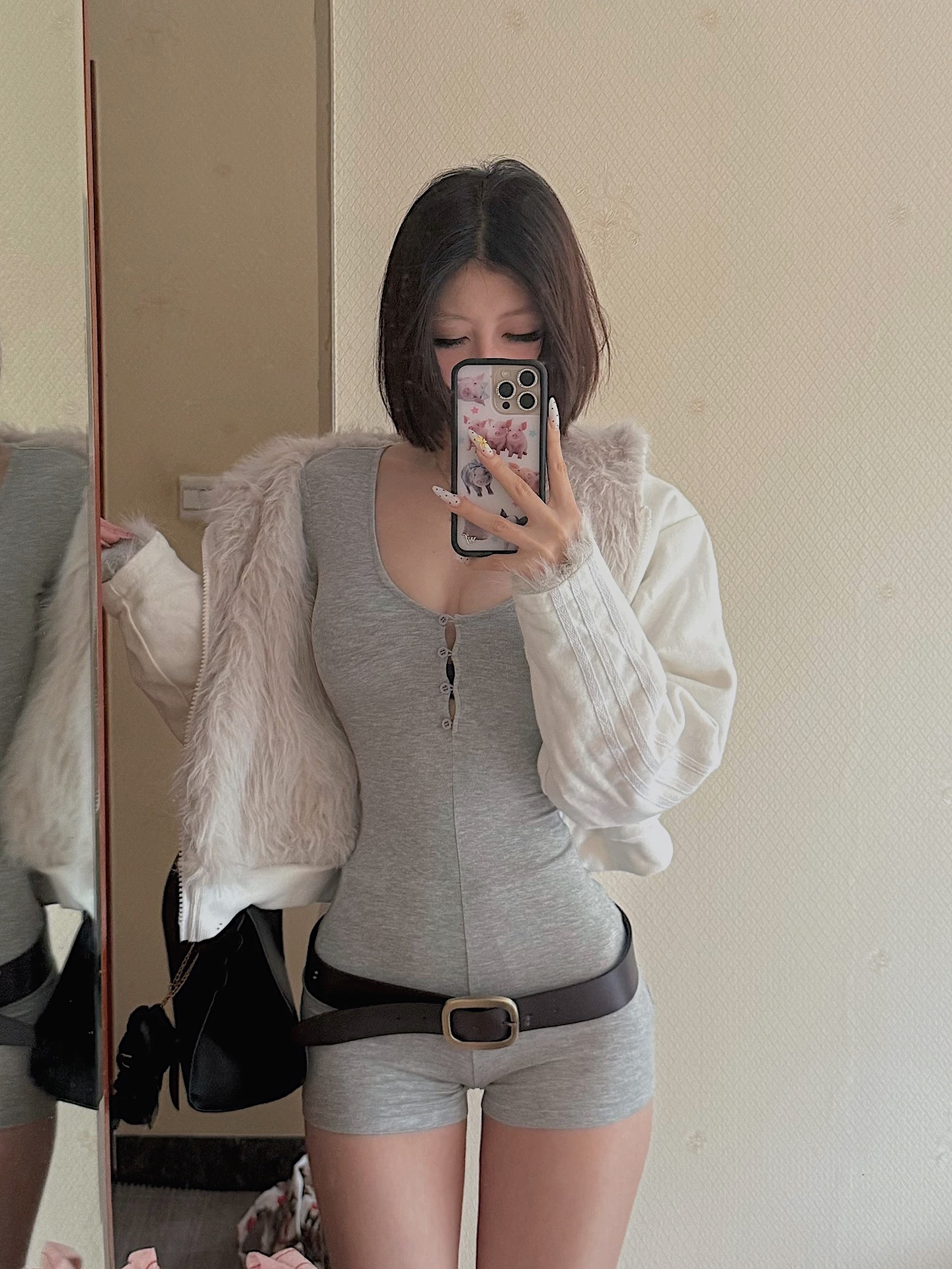 D901B131-608D-4D3C-B7EC-D46193A82265