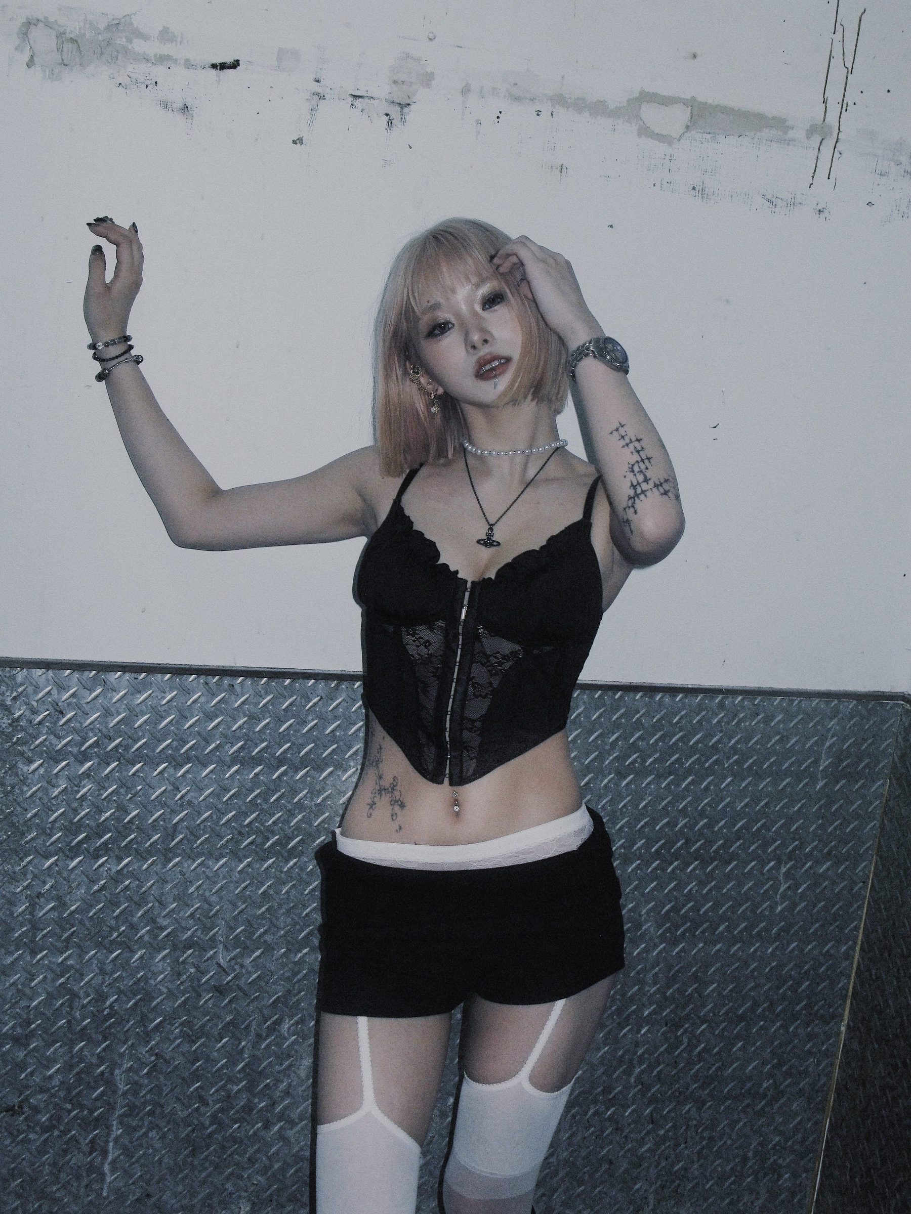 7946EF12-167B-4435-9238-6FF52F4B8B1A