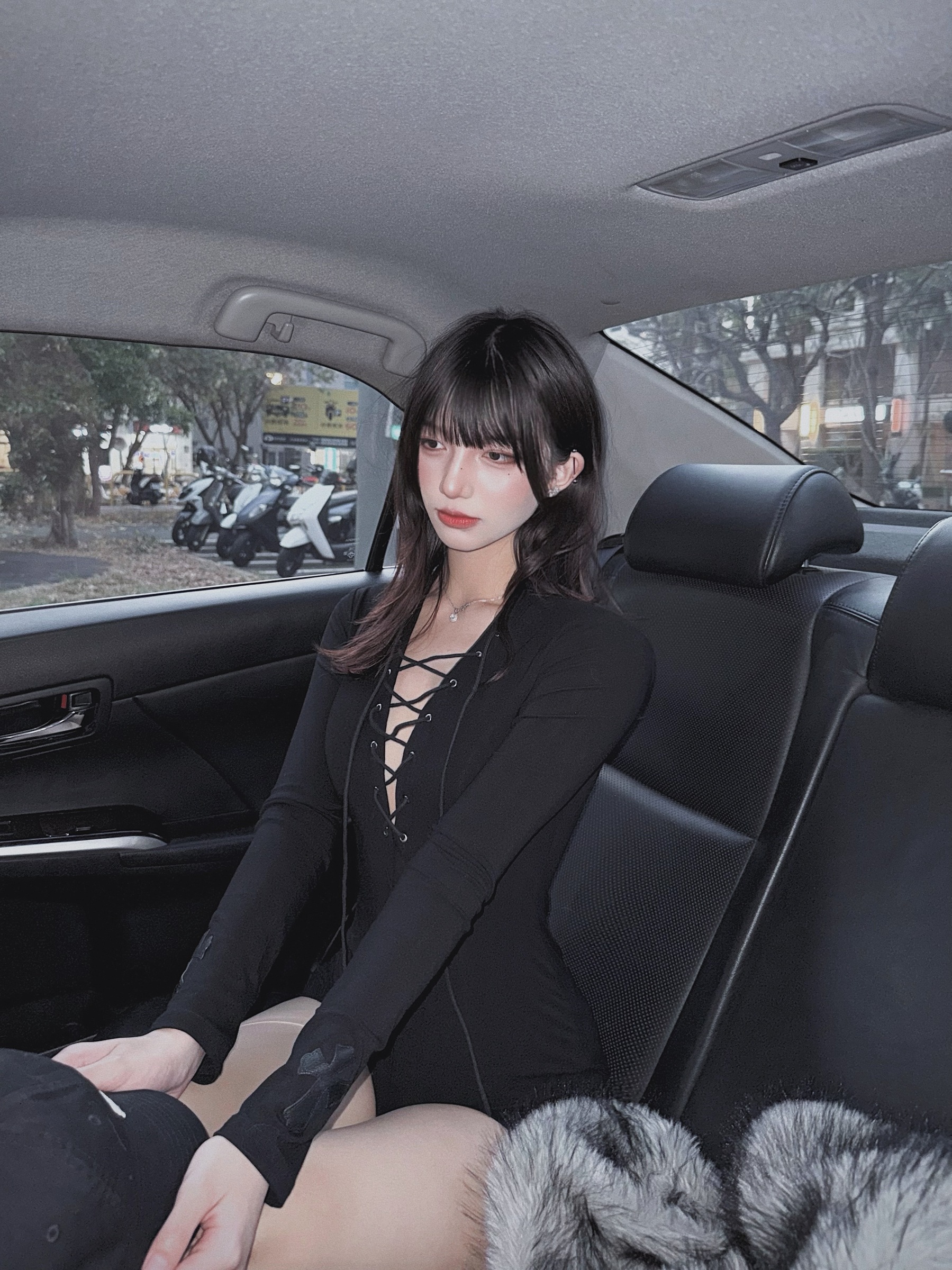 F92289F6-3020-4127-A9E2-9C20C6088EA1