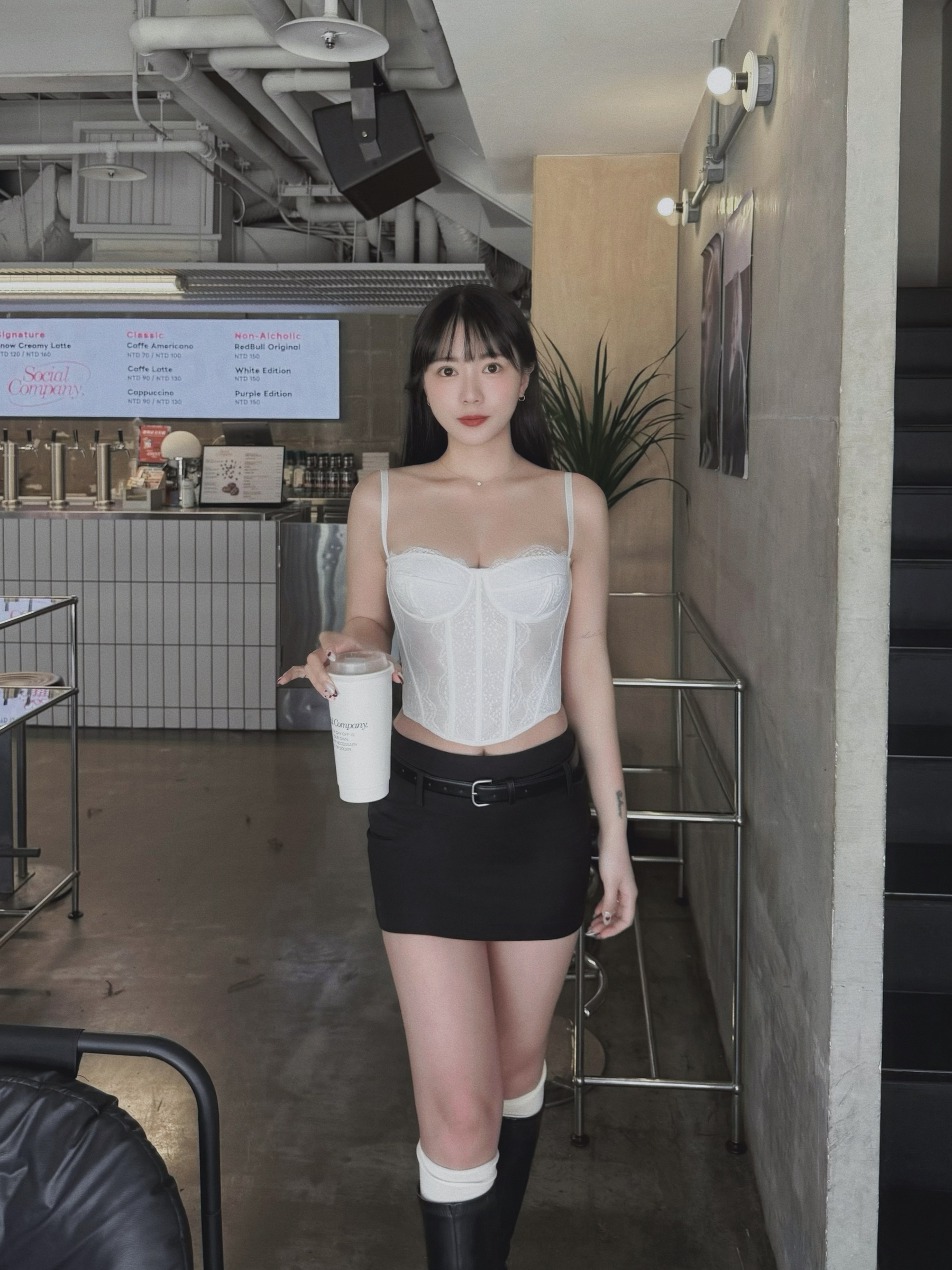 9F6DE4E2-F5CA-4AE6-BAD2-B65B283DCA37