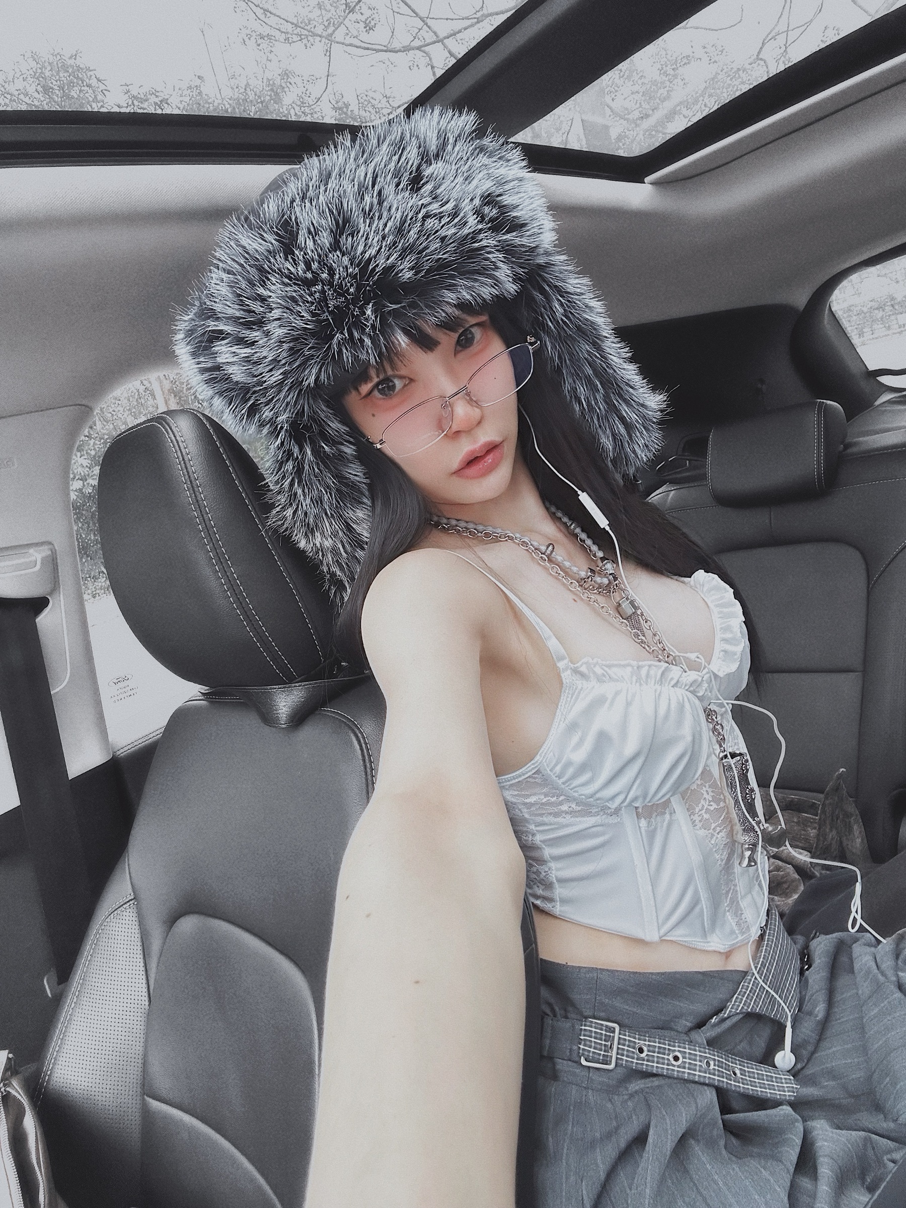 0DDB6BAB-23C7-41F0-AC30-CCE48A8B28BE