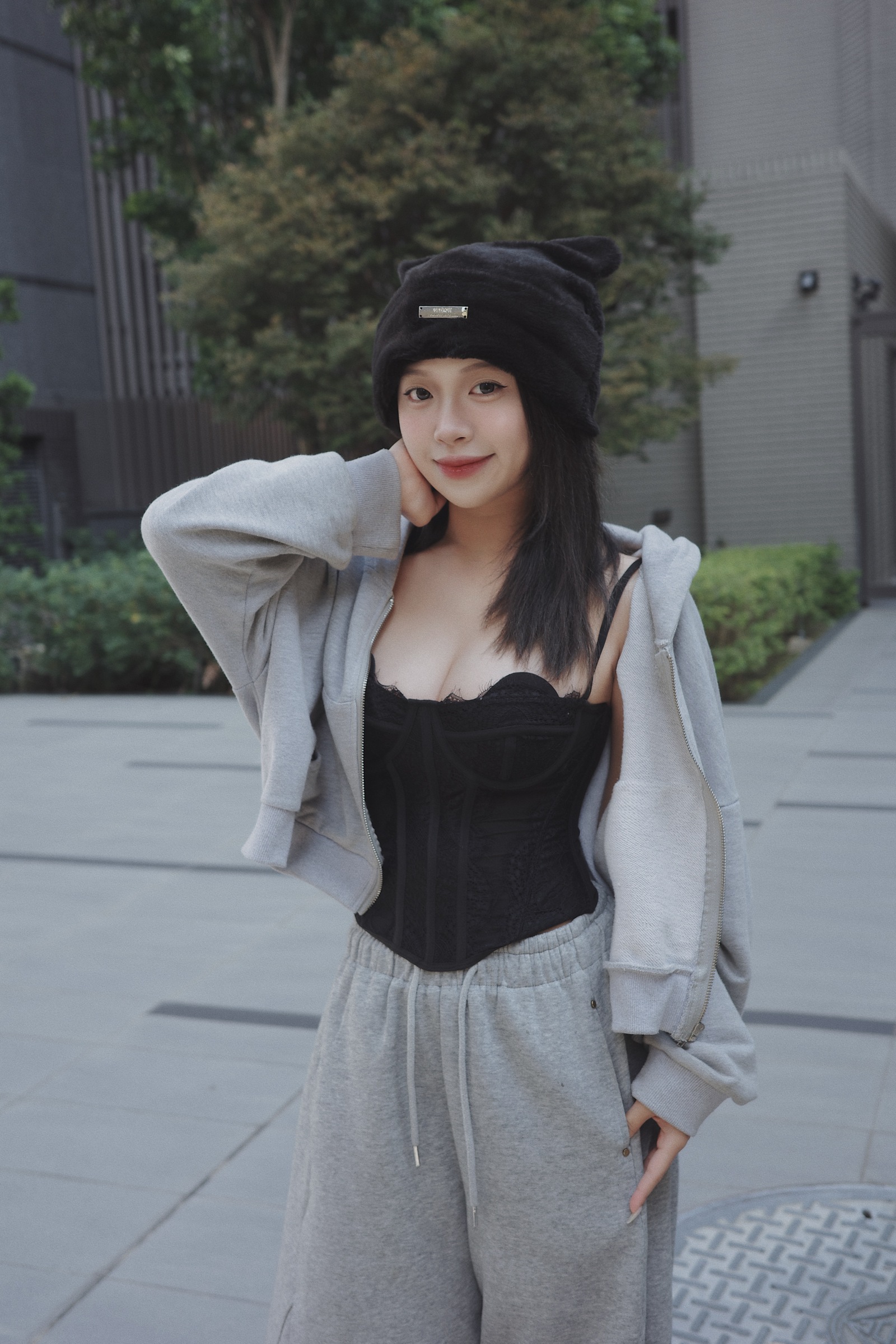 5B2B7BDF-4523-405D-9B8A-EA88E4482F67