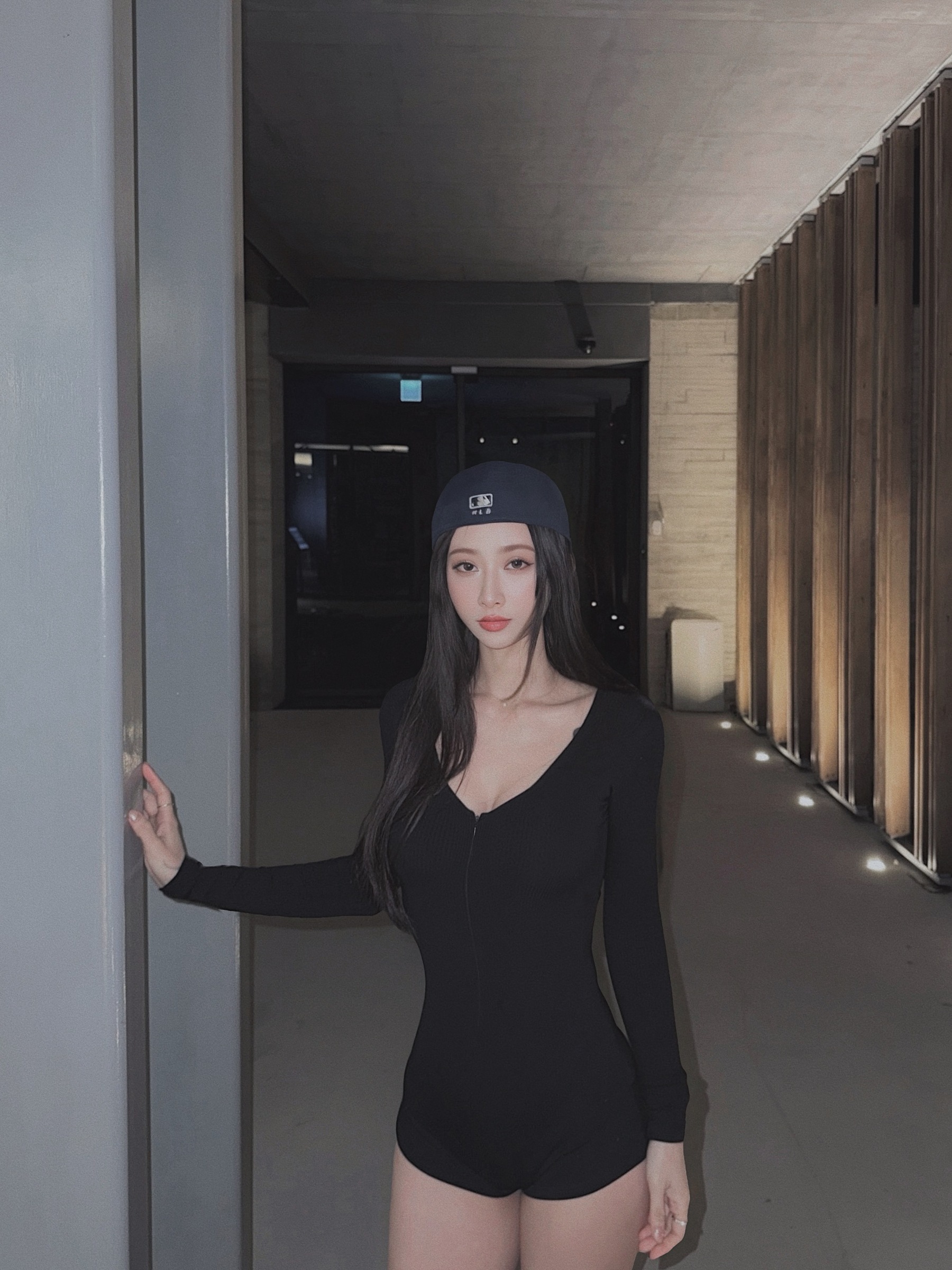 C93A4813-1B37-4D77-B2F1-48288E0ADE0C