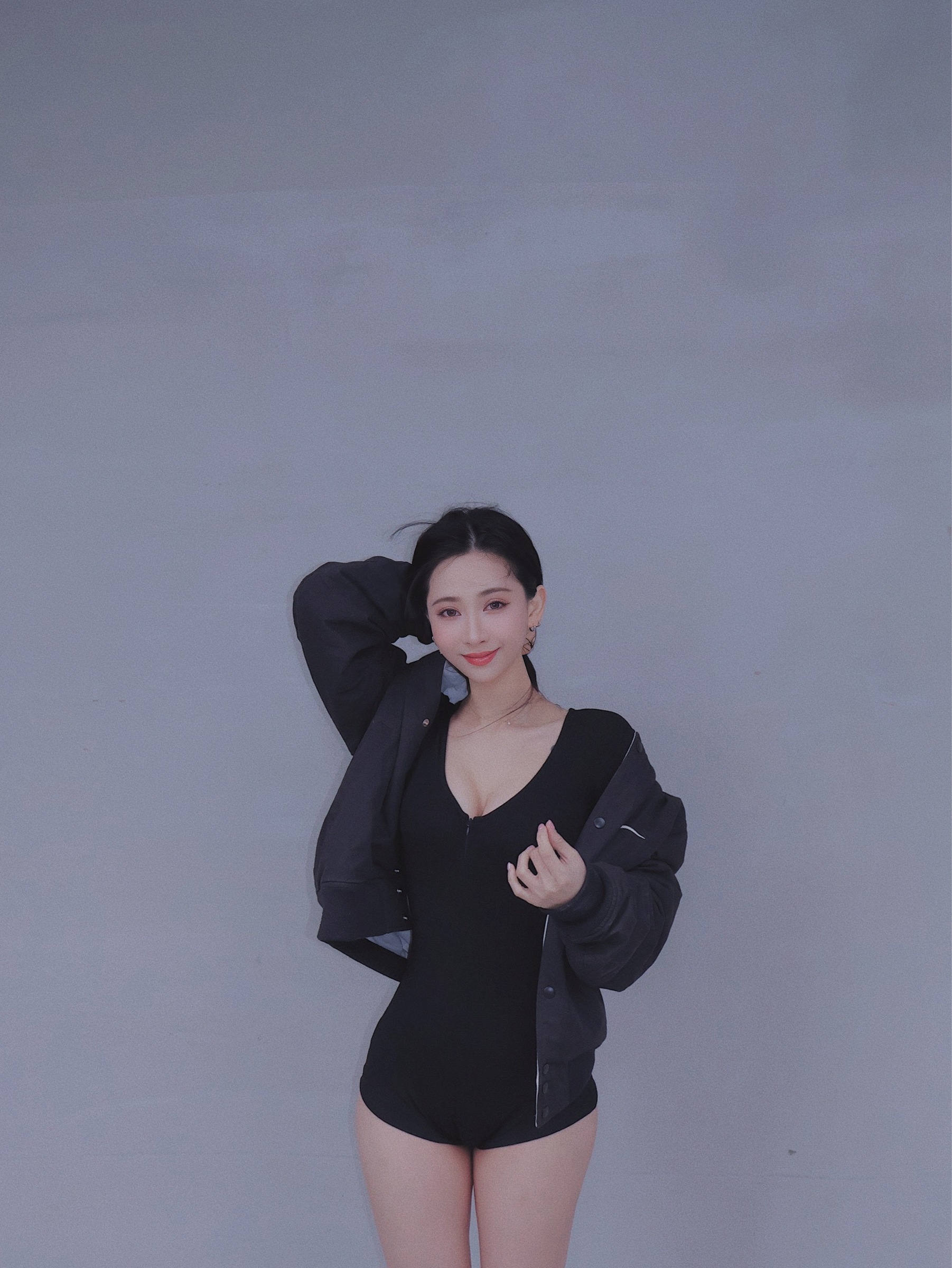 E518AA97-4FCA-45A0-8897-27CA72607EE1