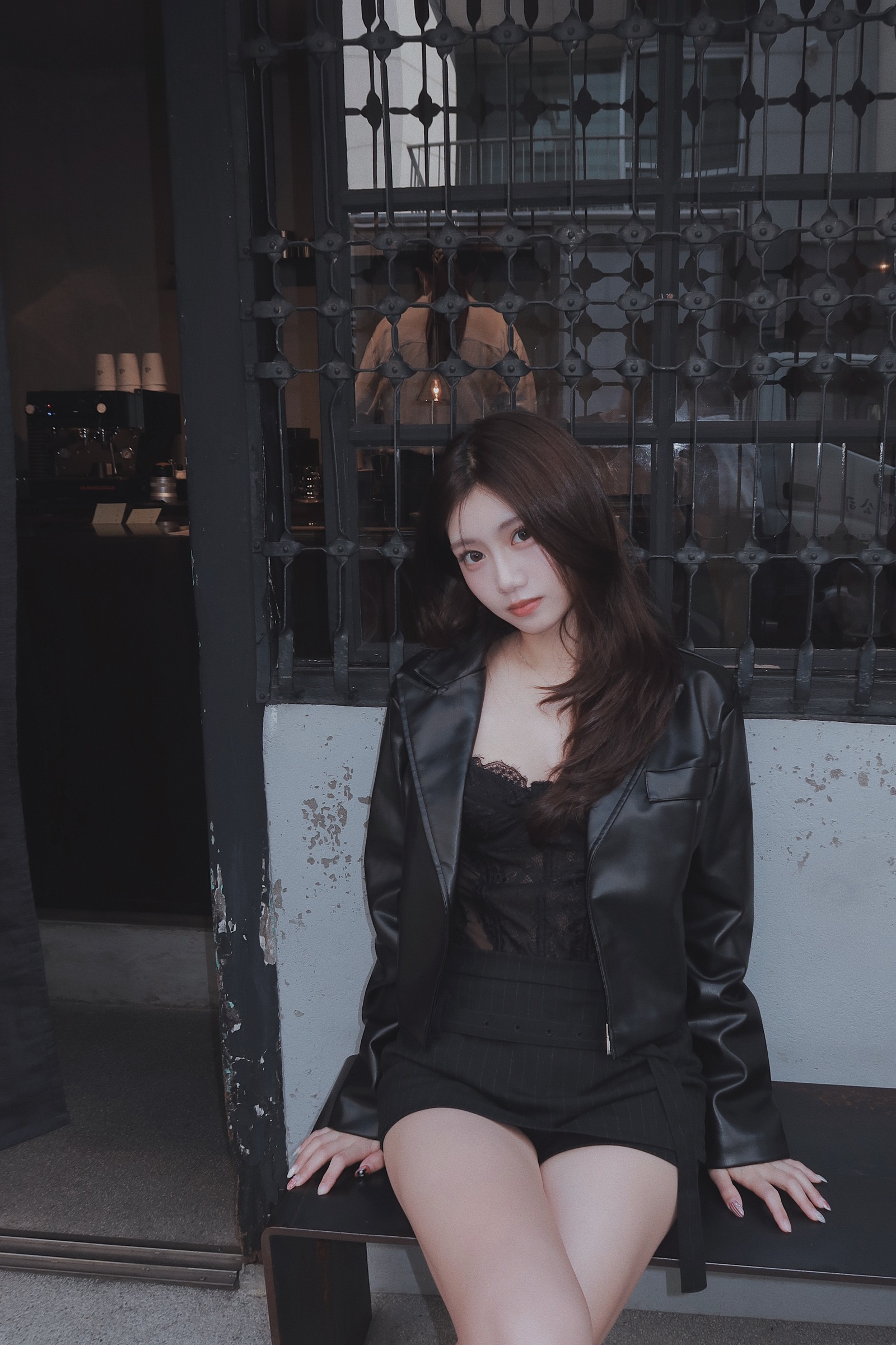 7F61EC40-BAB7-4B83-B9F8-712D64A1A3EB