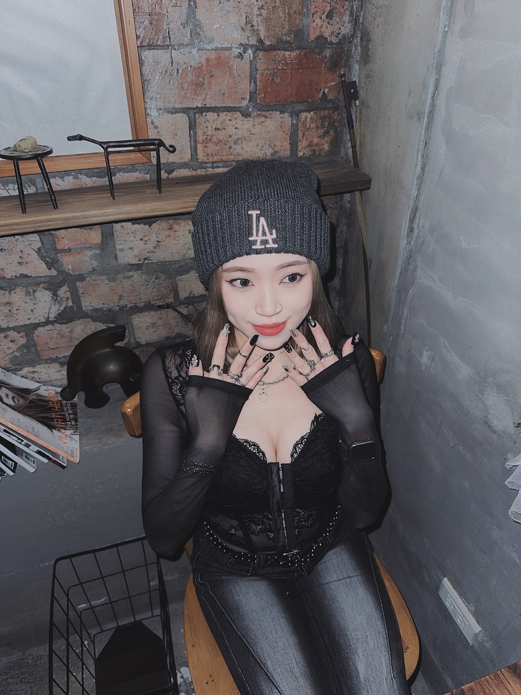 19866F61-1309-40C4-83BD-5EB956FE8A86