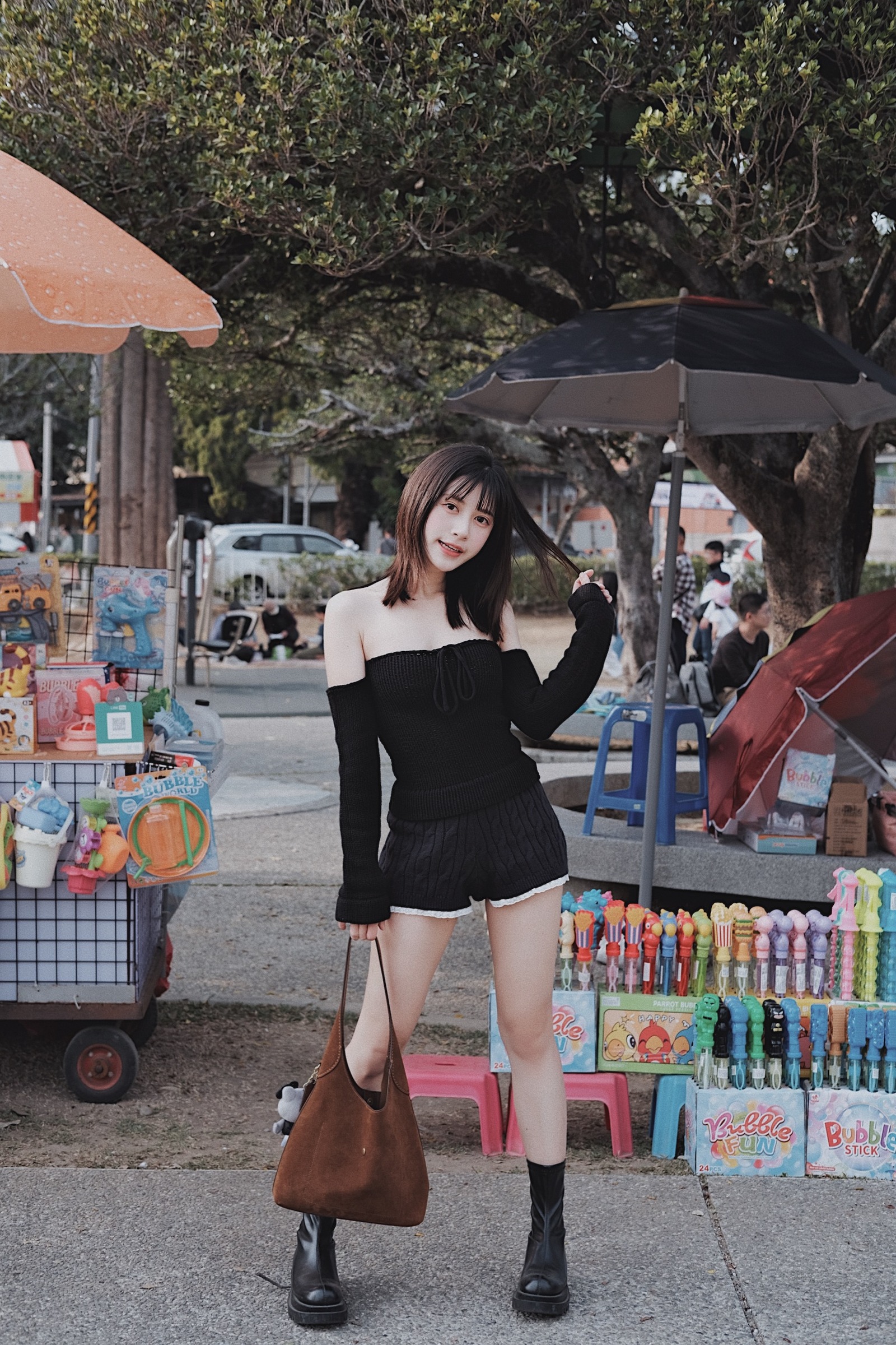 6CFC474B-9EFC-411D-AE0D-49BAE157A384