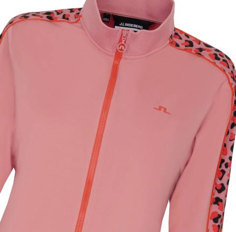 9D0D153E-EF0B-4789-9371-4C4FD7B3BC85