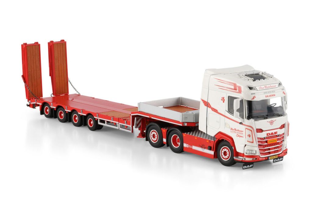 kim-christensen-daf-xg-6x2-tag-axle-sem (3)