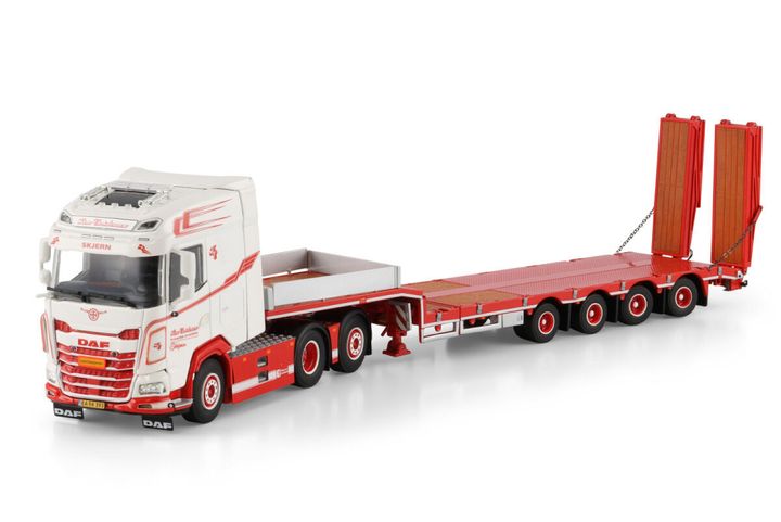kim-christensen-daf-xg-6x2-tag-axle-sem (4)