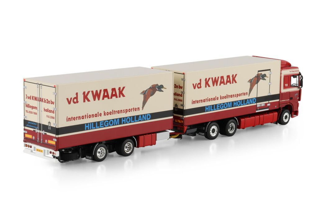 van-der-kwaak-daf-95xf-space-cab-6x2-ta (1)