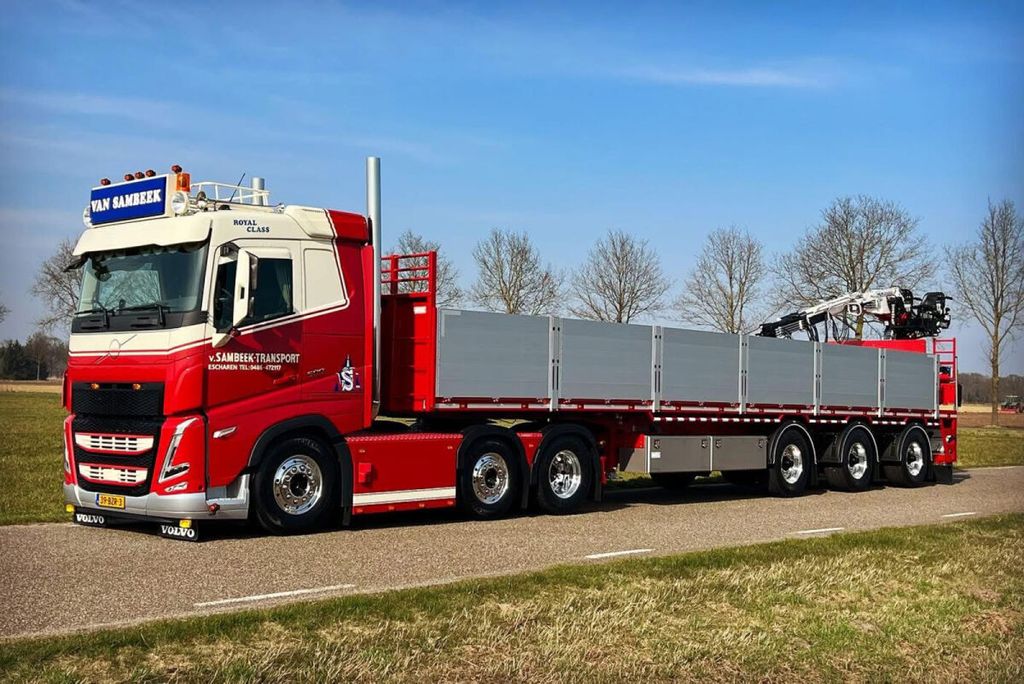 van-sambeek-volvo-fh5-my2024-sleeper-ca