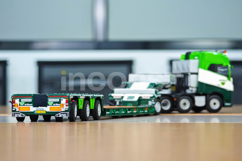 DE WAARD; VOLVO FH4 GLOBETROTTER 8X4 LOWLOADER - 3 AXLE | DOLLY 1