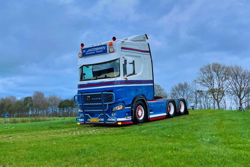 kristian-jacobsen-scania-r-highline-cr2