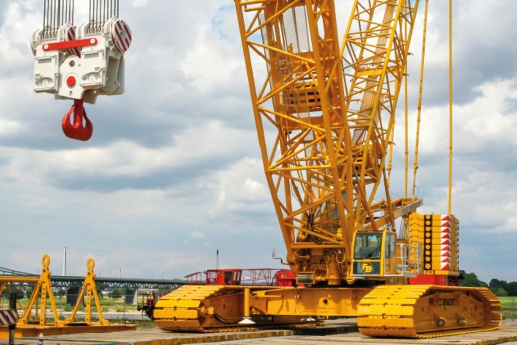 franz-bracht-demag-cc-2800-1-crawler