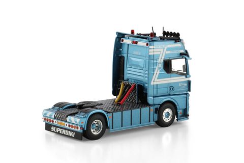 a-de-bruijn-man-tgx-gx-4x2 (1)