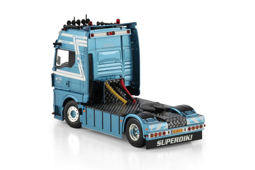 a-de-bruijn-man-tgx-gx-4x2 (2)