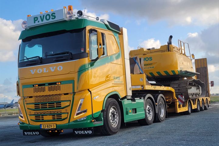 p-vos-volvo-fh5-my2024-sleeper-cab-6x2