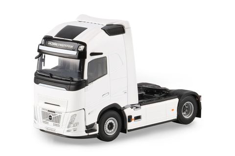 white-line-volvo-fh-aero-globetrotter-x