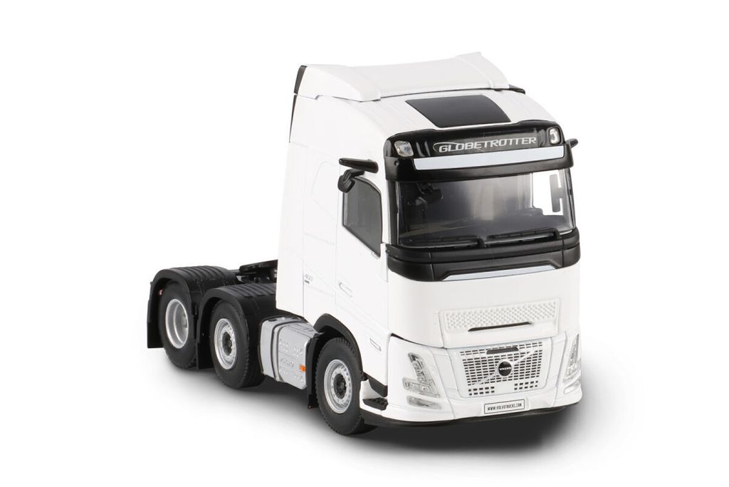 white-line-volvo-fh-aero-globetrotter-6 (3)