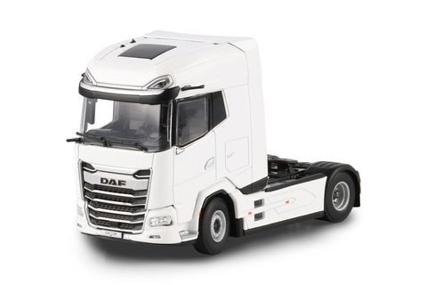 white-line-daf-xg-my25-4x2-1 (4)