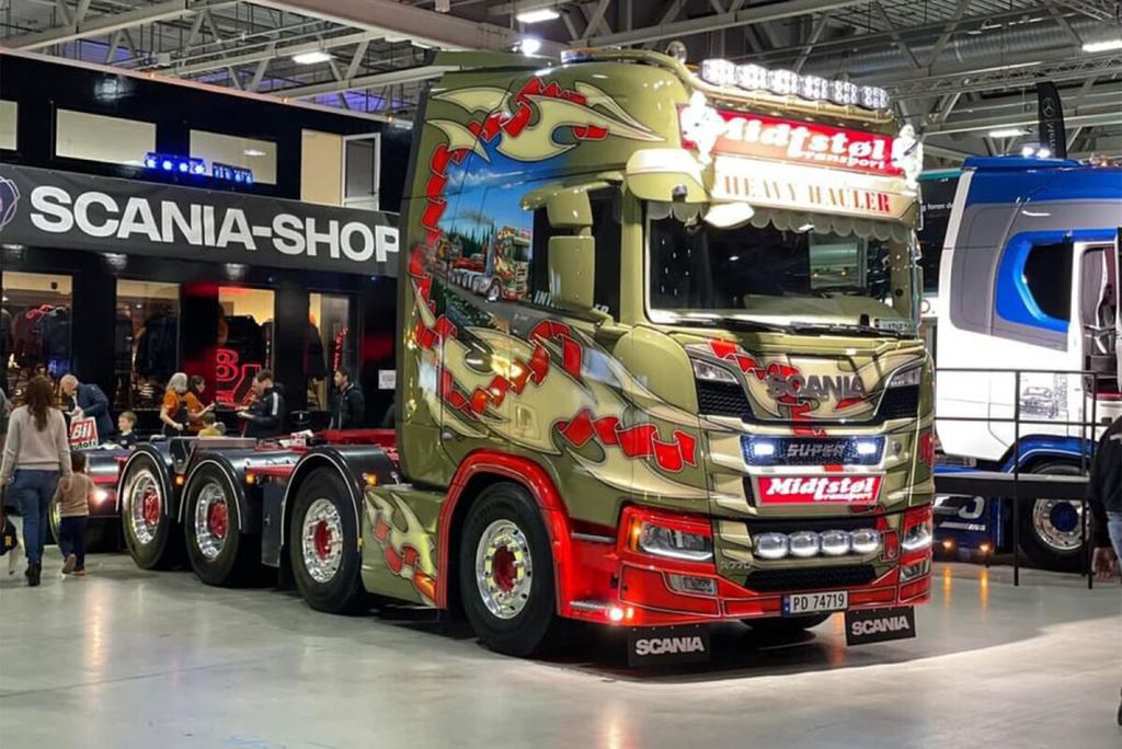 midtstøl-scania-r-highline-cr20h-8x4-wi (2)