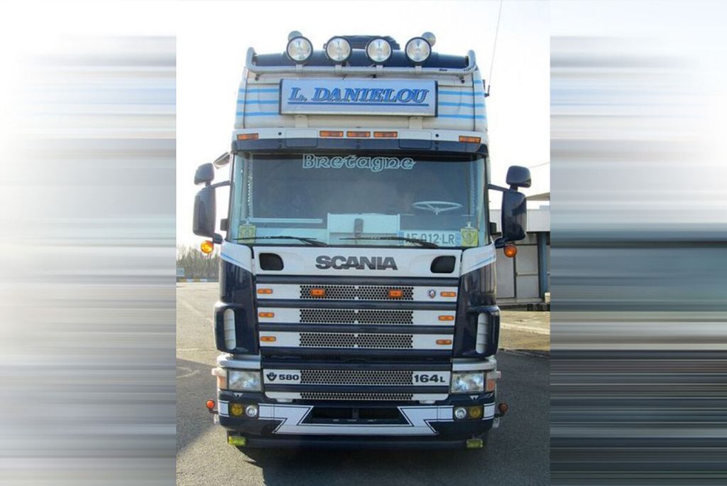 danielou-scania-4-series-topline-4x2-re (2)