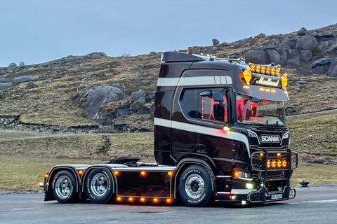 madland-scania-r-highline-cr20h-6x2-tag-1 (2)