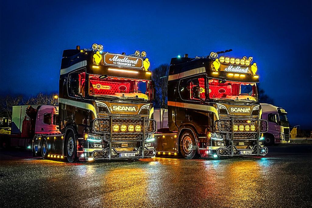 madland-scania-r-highline-cr20h-6x2-tag-1 (1)