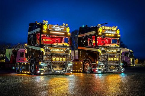 madland-scania-r-highline-cr20h-6x2-tag-1 (1)