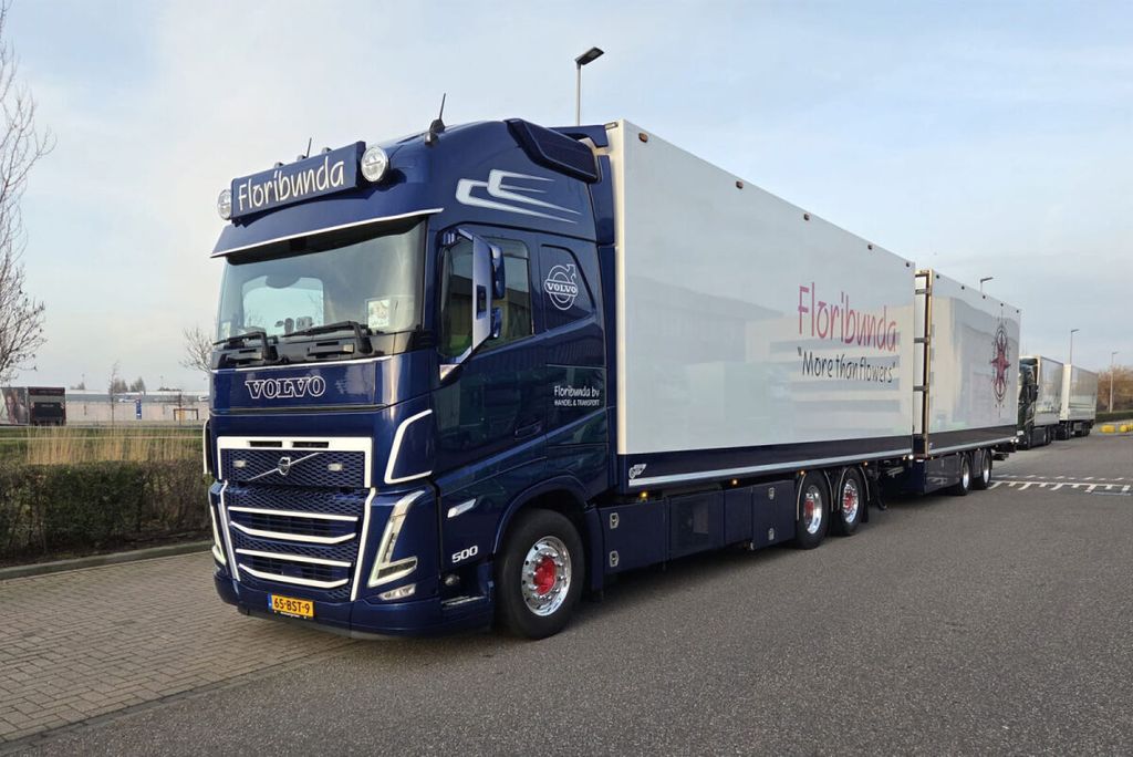 floribunda-volvo-fh5-globetrotter-xl-6x