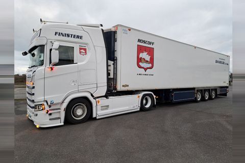 danielou-scania-s-highline-cs20h-4x2-re (1)