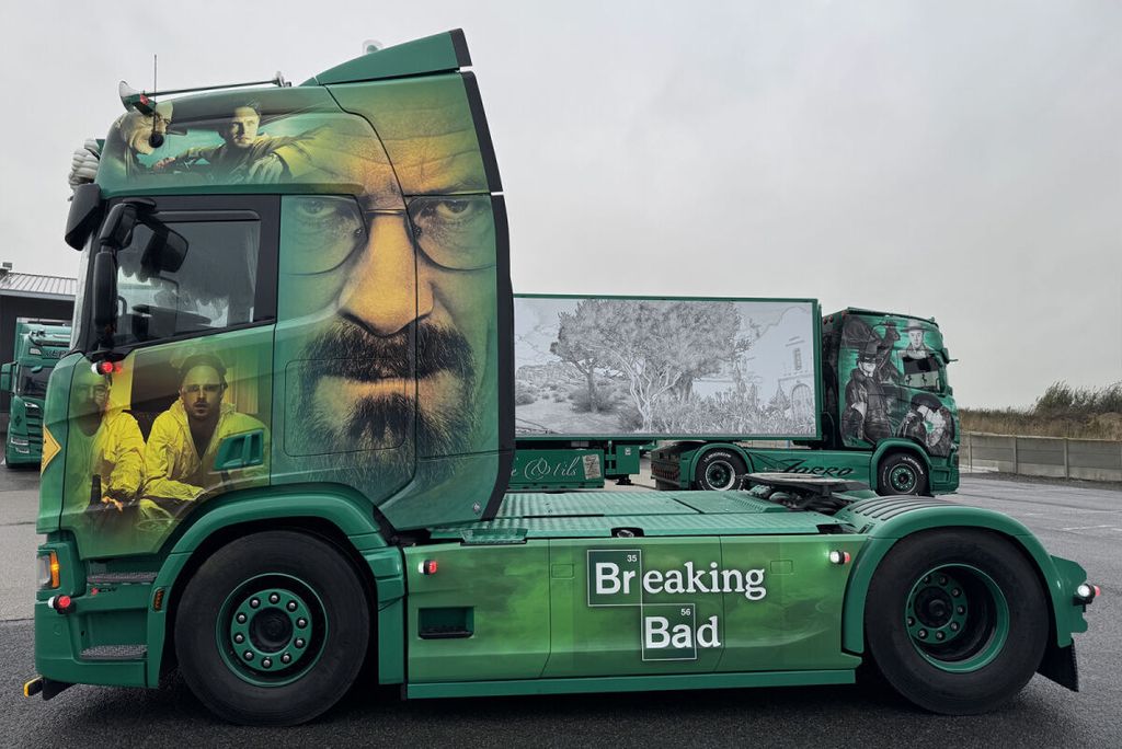 verbeke-breaking-bad-scania-r-highline (1)