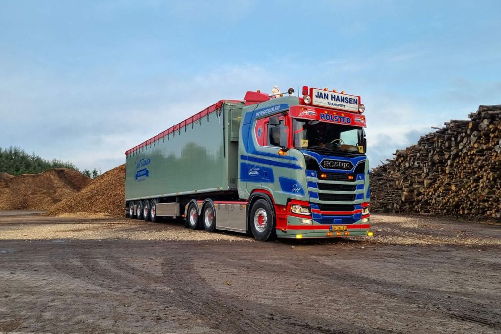 jan-hansen-scania-s-normal-cs20n-6x2-ta