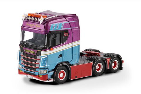 christoffer-fjeld-scania-s-highline-cs2 (3)