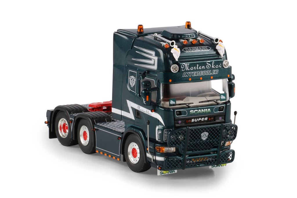morten-skov-scania-4-series-topline-6x2 (3)