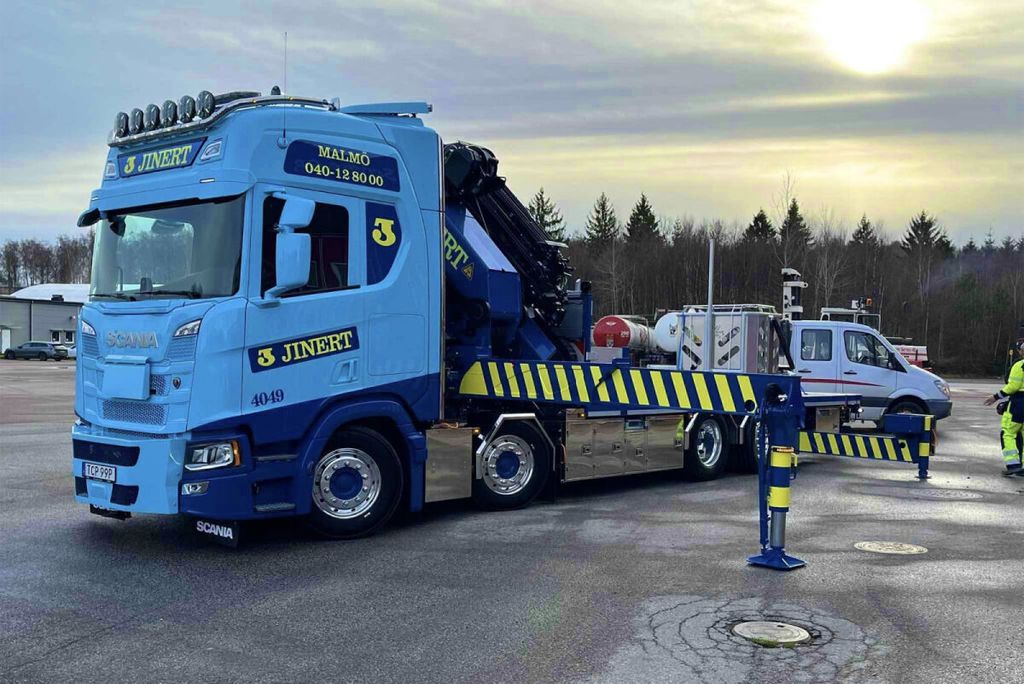 jinert-scania-r-highline-cr20h-riged-fl