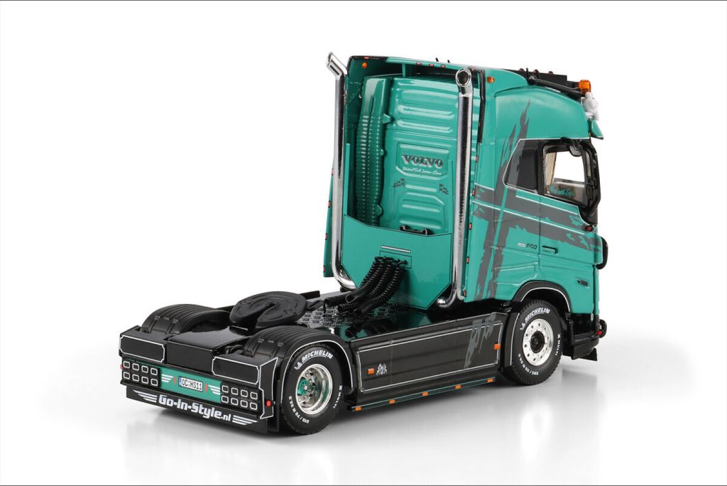 springmann-volvo-fh5-globetrotter-4x2-g (1)