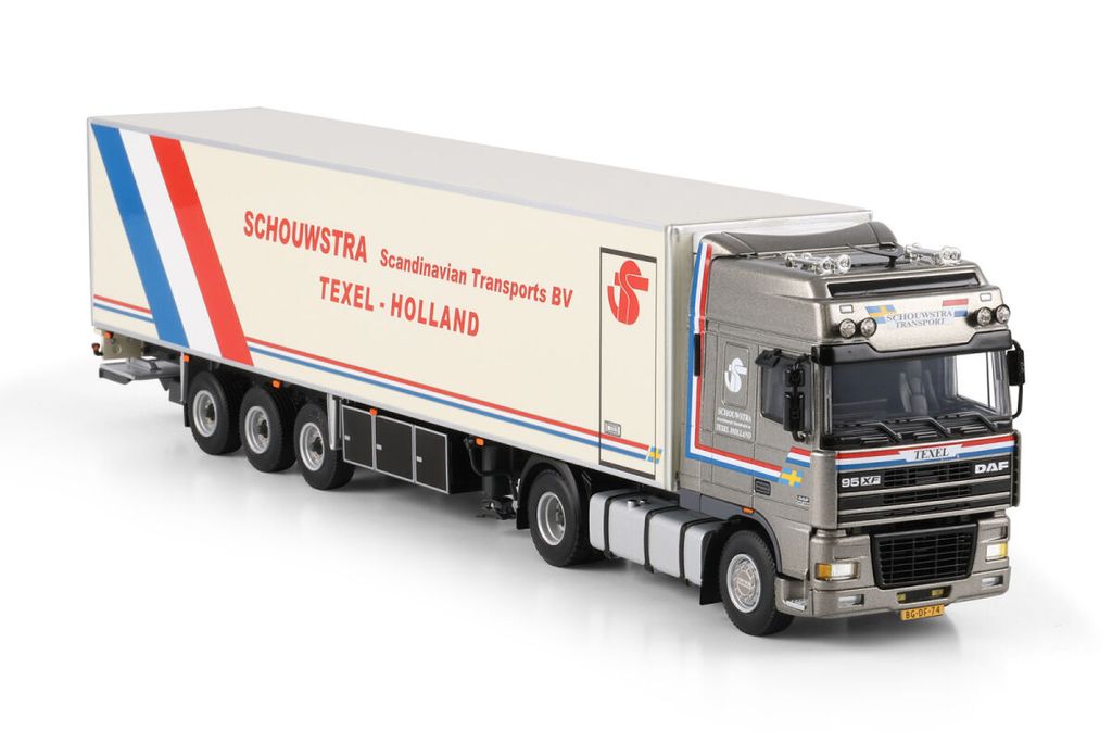 schouwstra-daf-95xf-super-space-cab-4x2 (3)