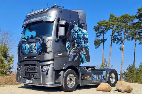 popp-fahrzeugbau-hulk-renault-trucks