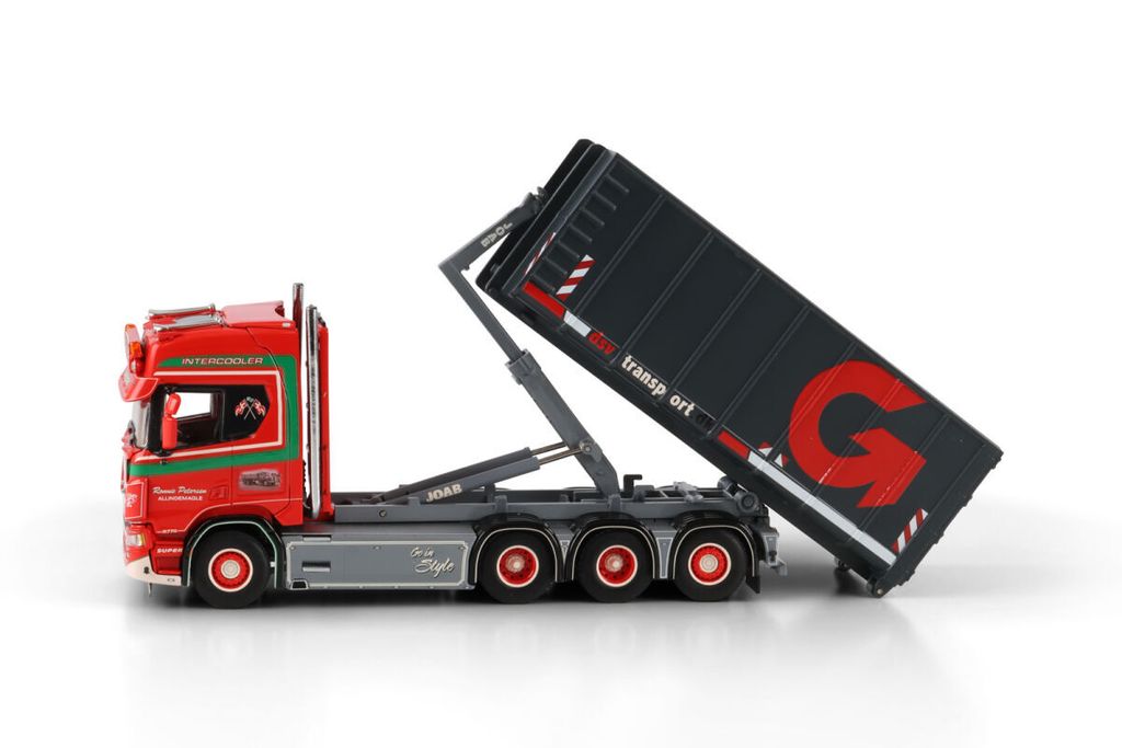 ronnie-petersen-scania-r-highline-cr20h (5)