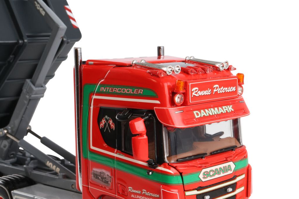 ronnie-petersen-scania-r-highline-cr20h (8)