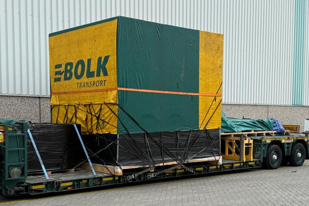 bolk-volvo-fh-aero-globetrotter-xl-6x2 (2)