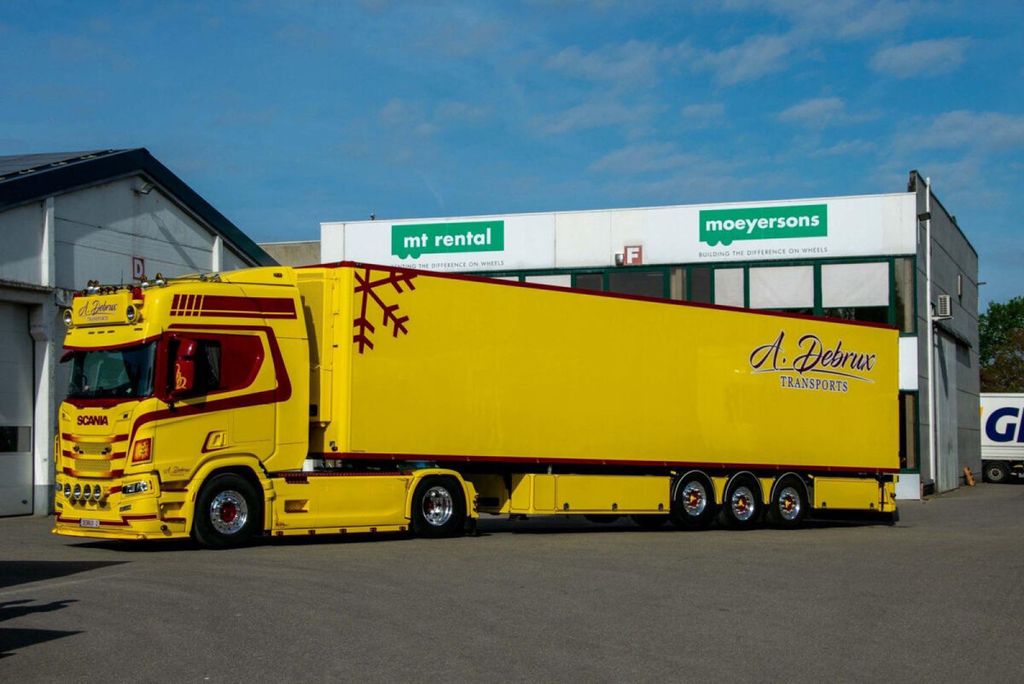 a-debrux-scania-r-highline-cr20h-4x2-r (4)