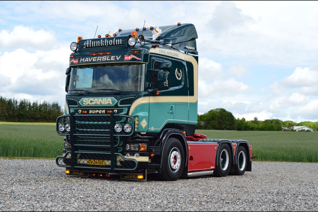munkholm-scania-r6-flat-roof-6x2-tag-ax