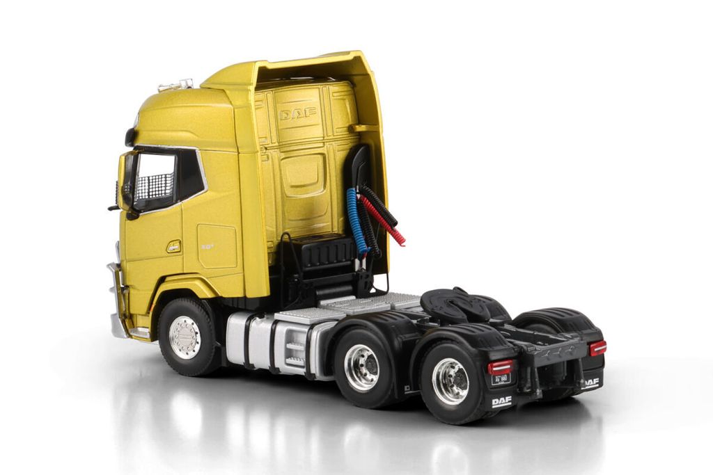 premium-line-daf-xg-6x4 (2)