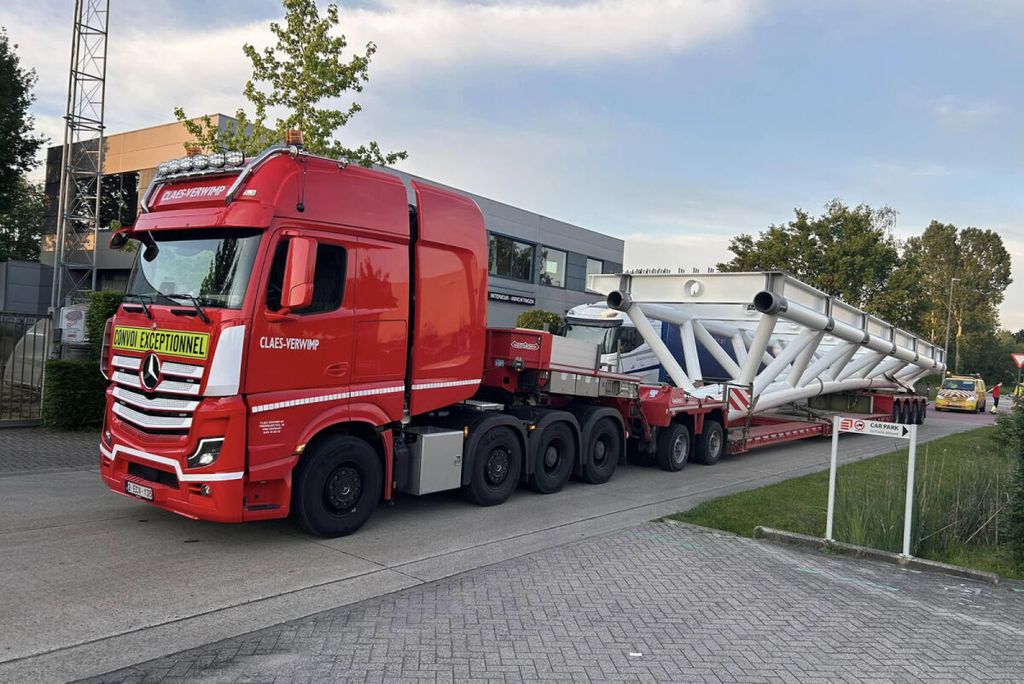 claes-verwimp-mercedes-benz-actros-mp5-1